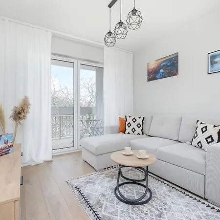 Bright Apartment Park Lotnikow Near Tauron Arena Krakow By Noclegi Renters Exterior photo