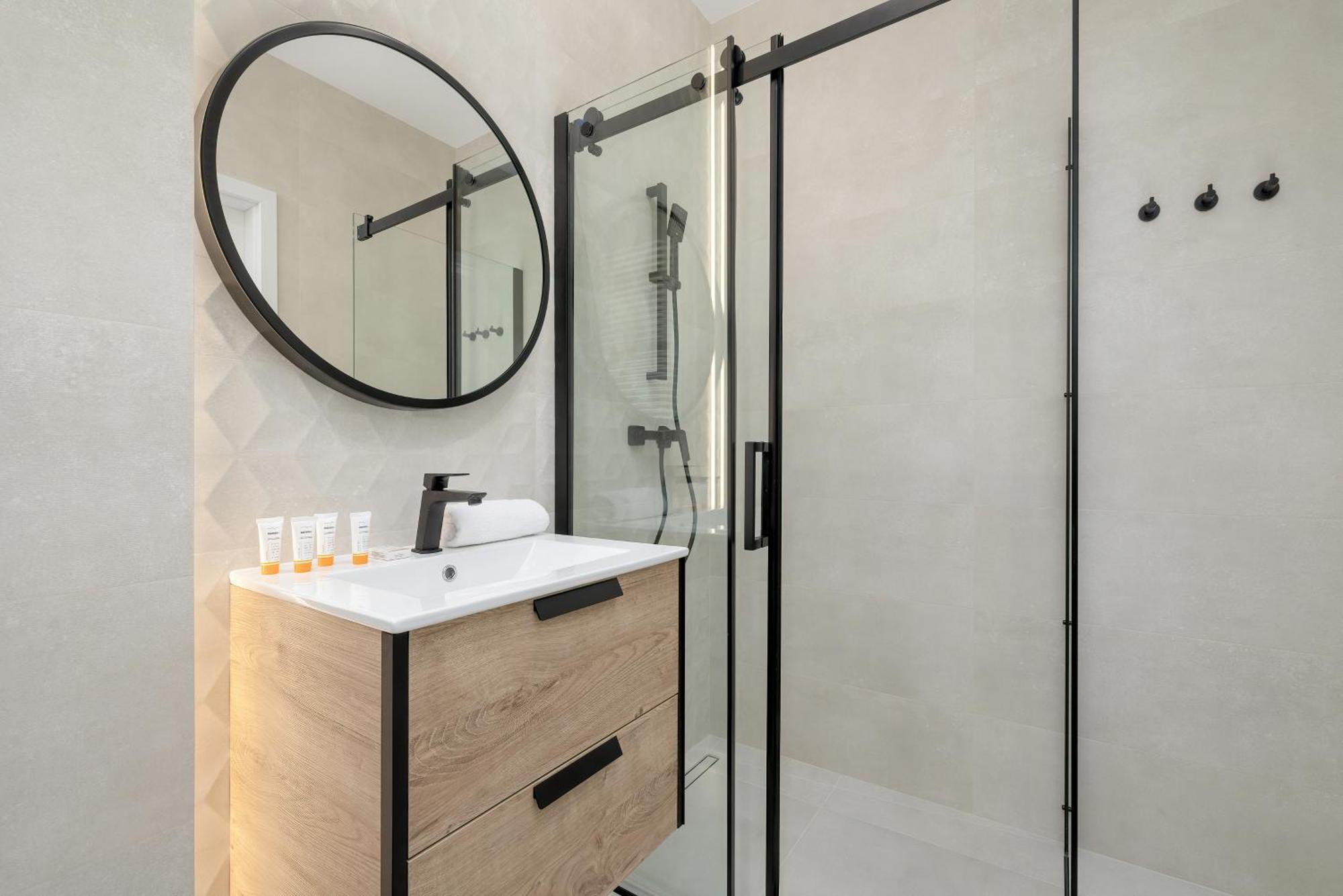 Apartamento Bright Park Lotnikow Near Tauron Arena By Renters